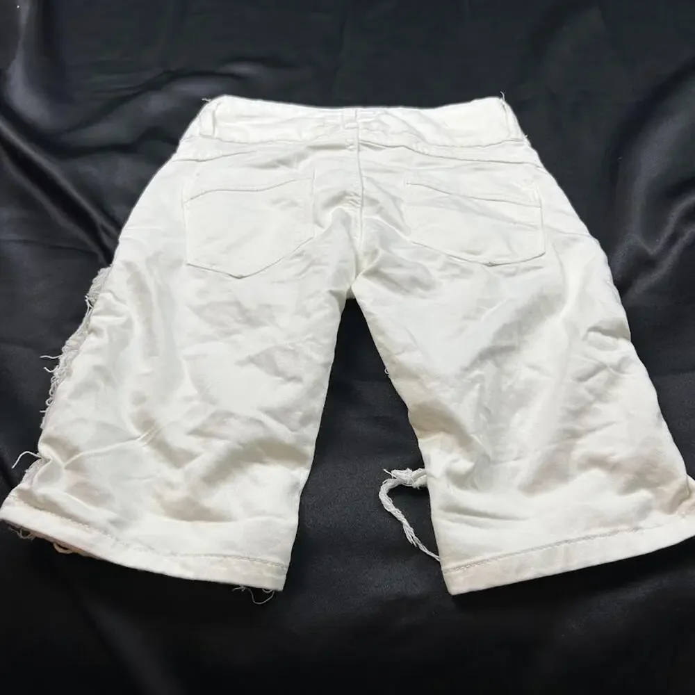 Thrill Women’s White Jean Shorts Size 12 Distressed Faux Hole Denim‎ Shorts
